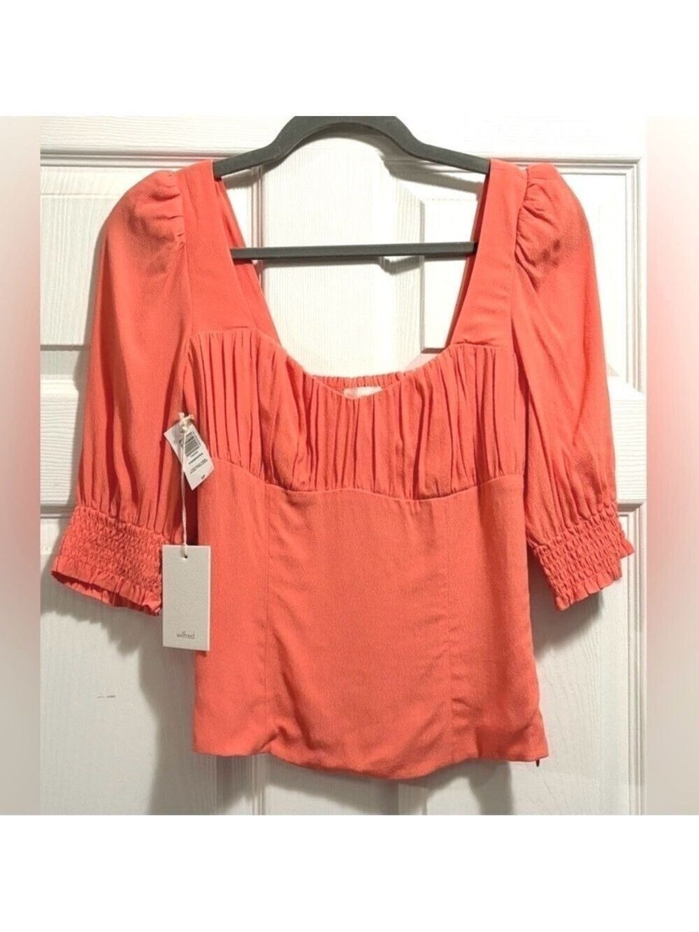 NWT Aritzia Wilfred Pandora Blouse Smocked Side Zip Fresco Pink Size Small NEW